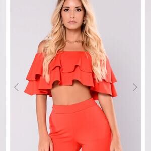 Fashion Nova red ruffled bounce flounce top M NWT